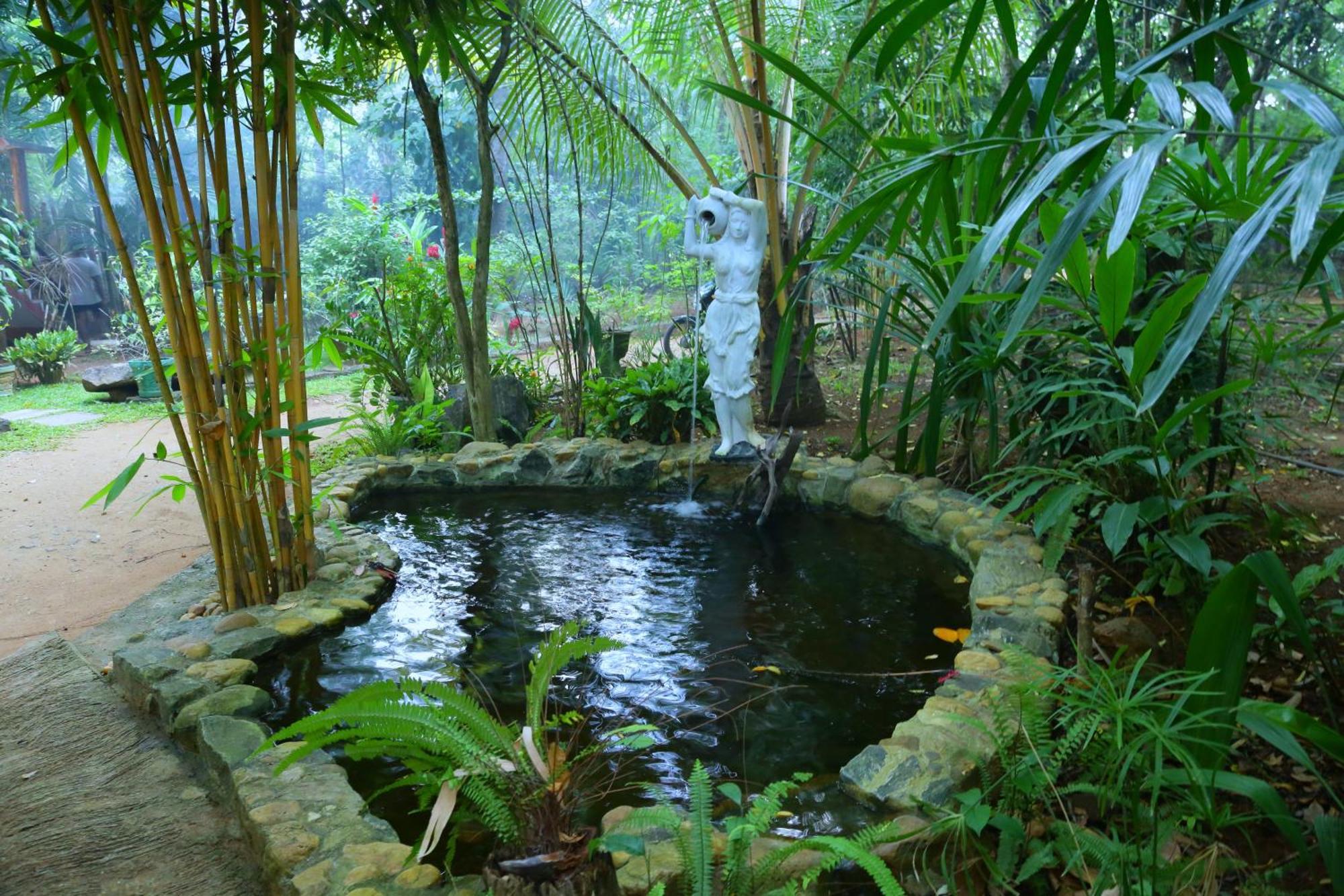 Walawa Blue Sapphire Hotell Udawalawe Exteriör bild